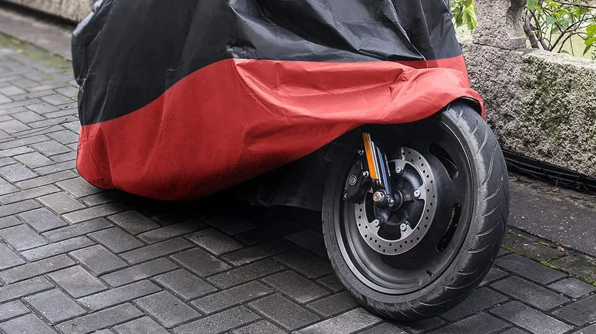 moto contra luvia